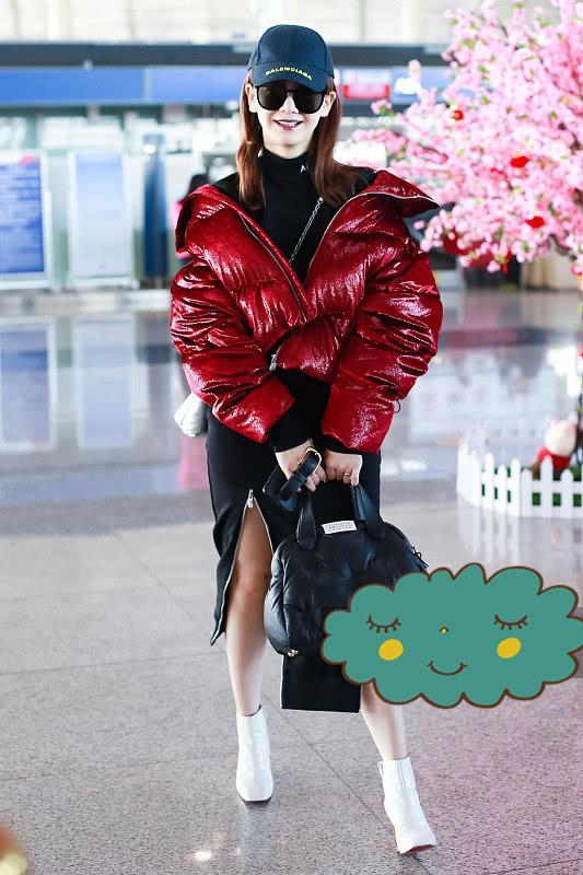 戚薇背带裙穿搭,戚薇穿着