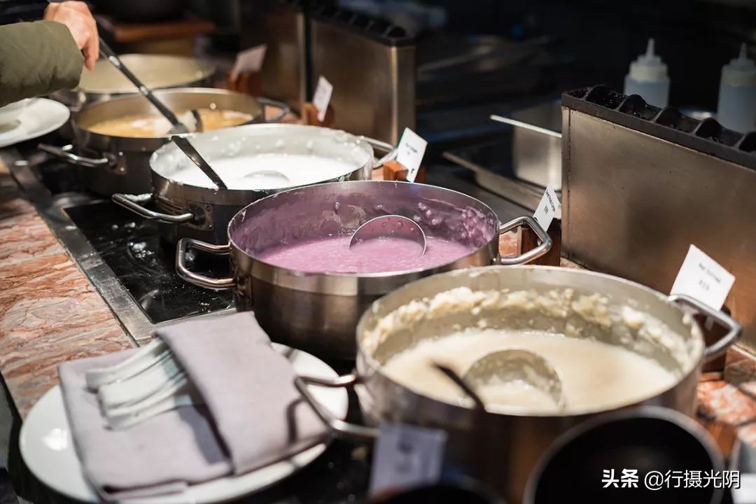 安吉民宿下雪的视频,安吉城堡酒店