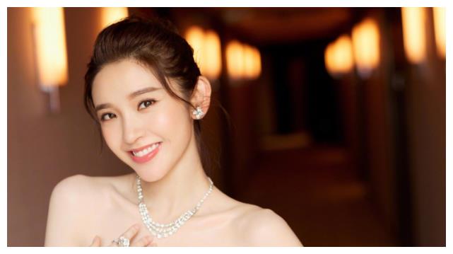 张馨予自曝网购被骗,张馨予唐艺昕