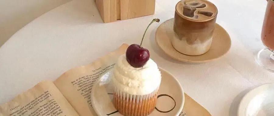 当普信男出现时，我的笑容又僵硬了几分