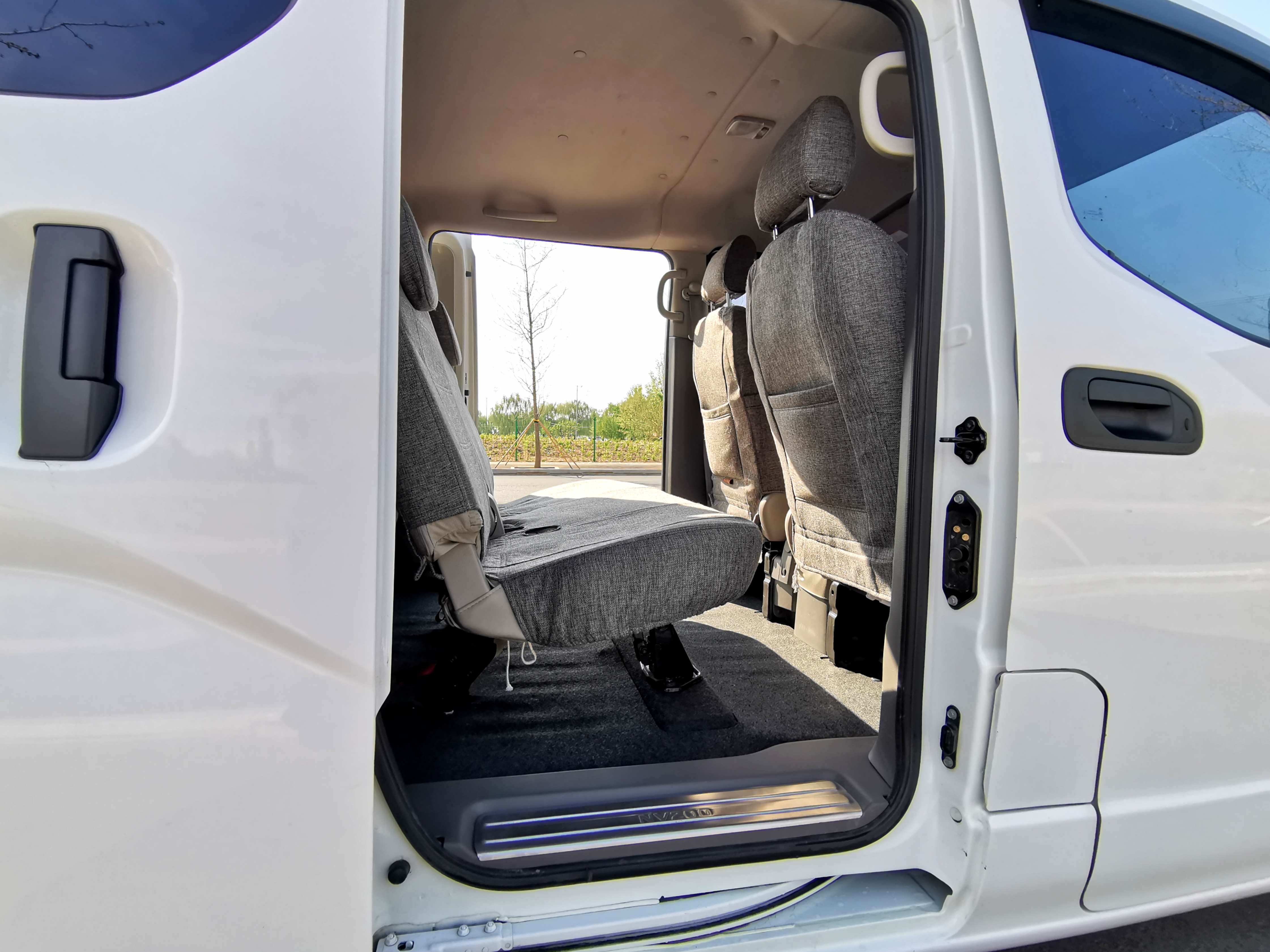 2017郑州日产nv200多少钱手动,深圳郑州日产nv200最新款