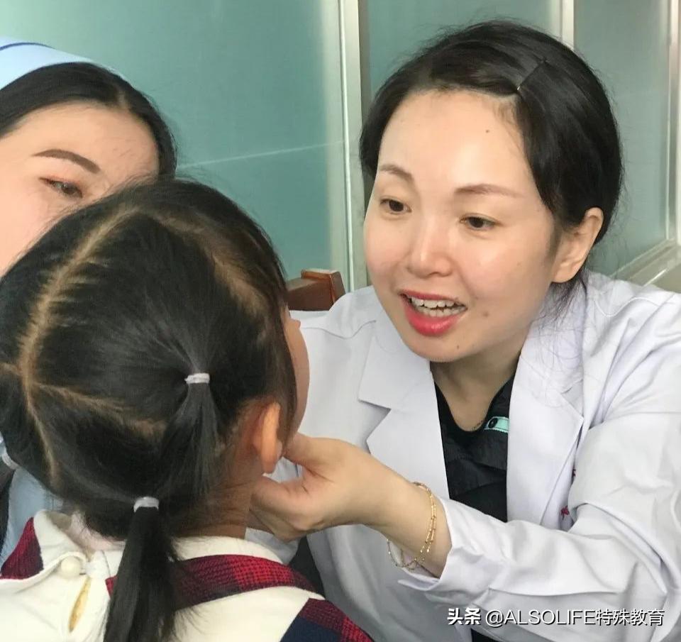 马扬医生的“魔法袋”