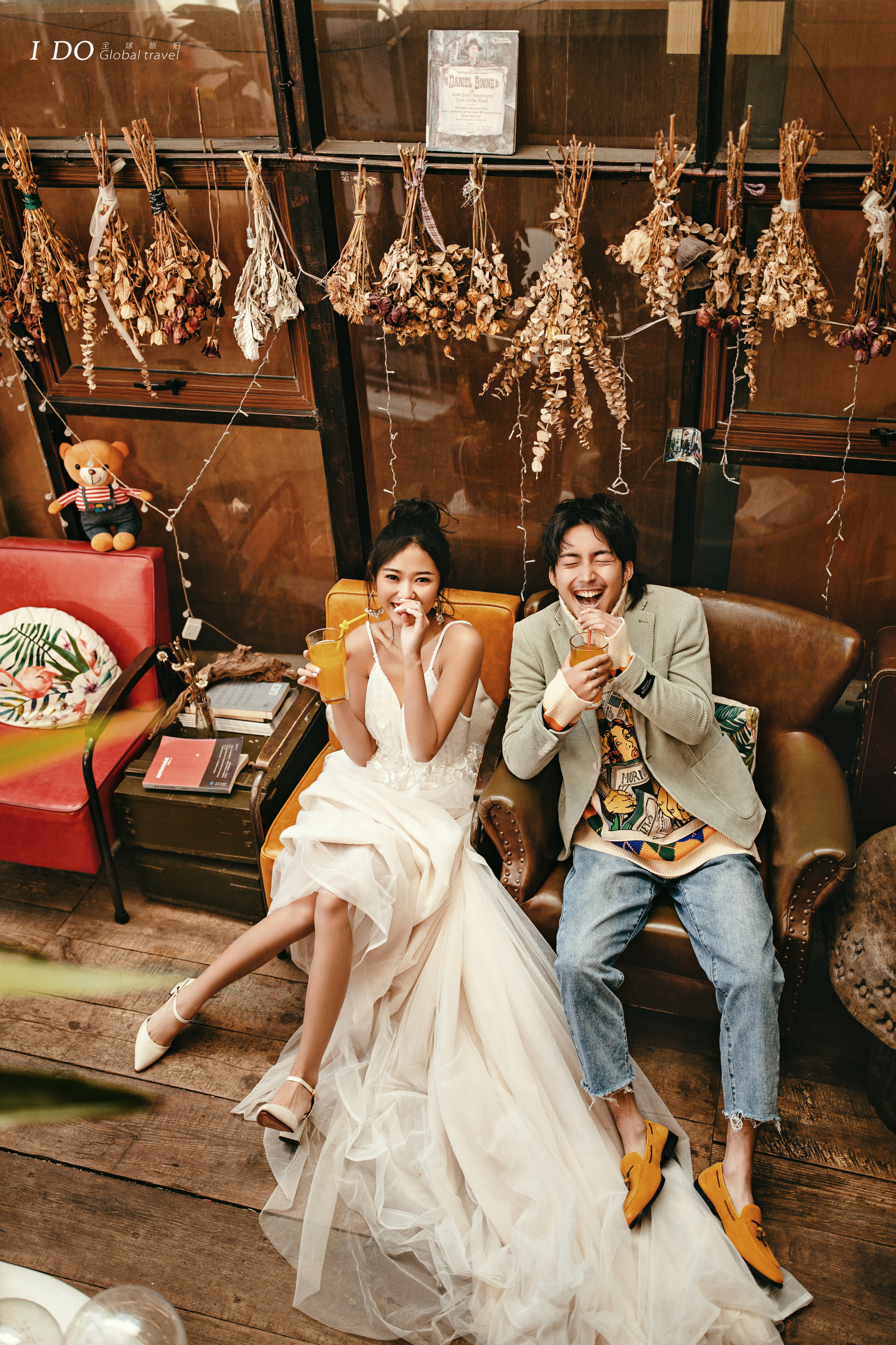 十二星座婚纱和水晶高跟鞋,十二星座穿婚纱结婚的样子