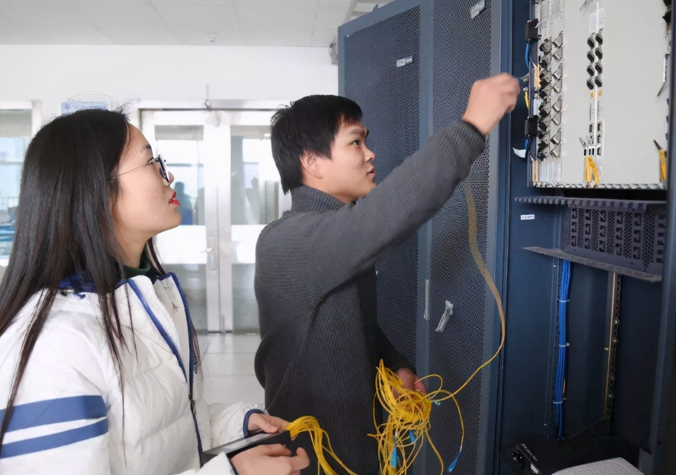 深圳大学计划转专业,深圳大学1042人申请转专业