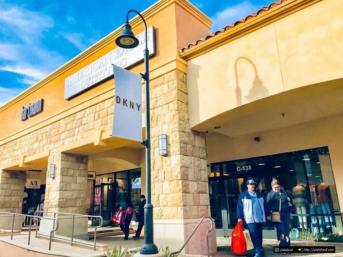 嗨购奥特莱斯大品牌白菜价,奥特莱斯品牌一折