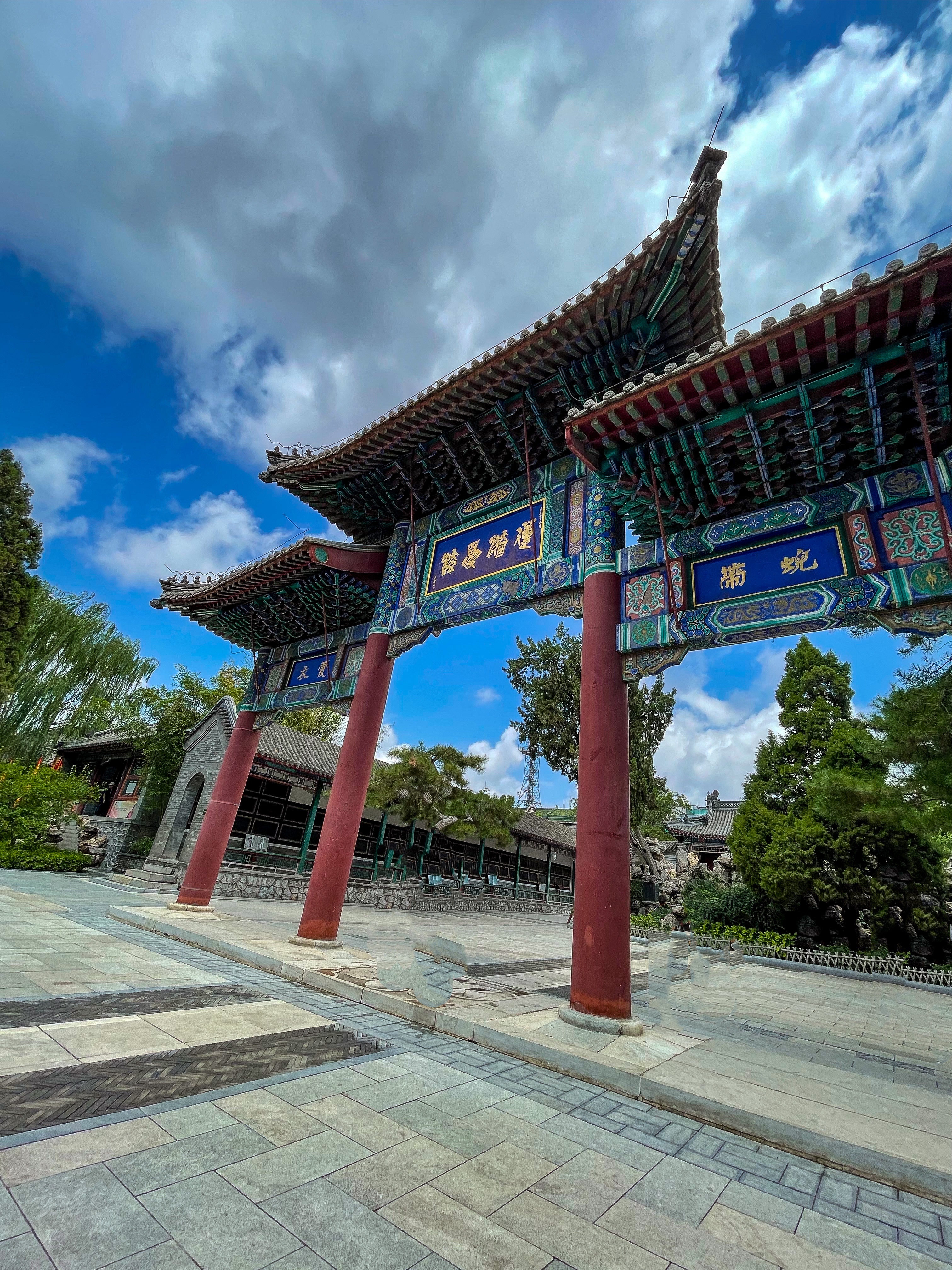 保定市古莲花池夜景,保定古莲花池美照