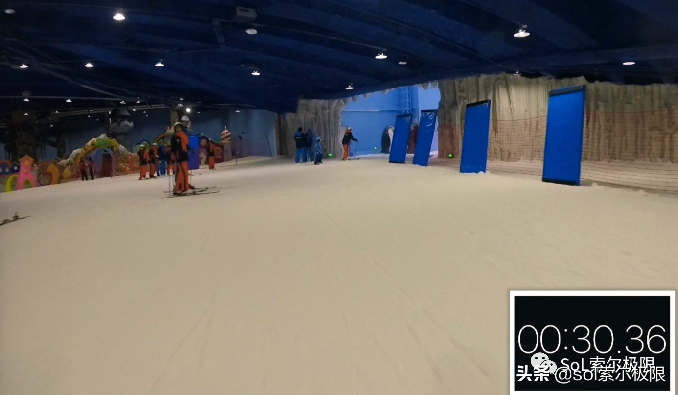 融创雪世界广州能滑多久,融创雪世界广州攻略视频