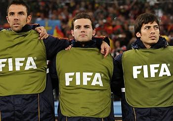 同为西班牙在英超征战的球员胡安马塔和大卫席尔瓦是一个级别吗？