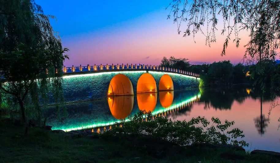 假期度假去酒店玩原来是有道理的，在纽宾凯瓦尔登酒店的一天