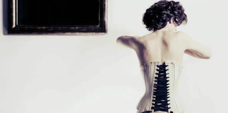 网红束腰打假,女网红束腰