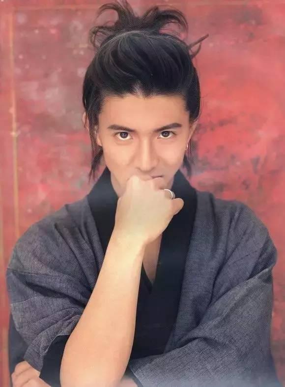 木村拓哉评价张国荣,尊龙张国荣吴彦祖