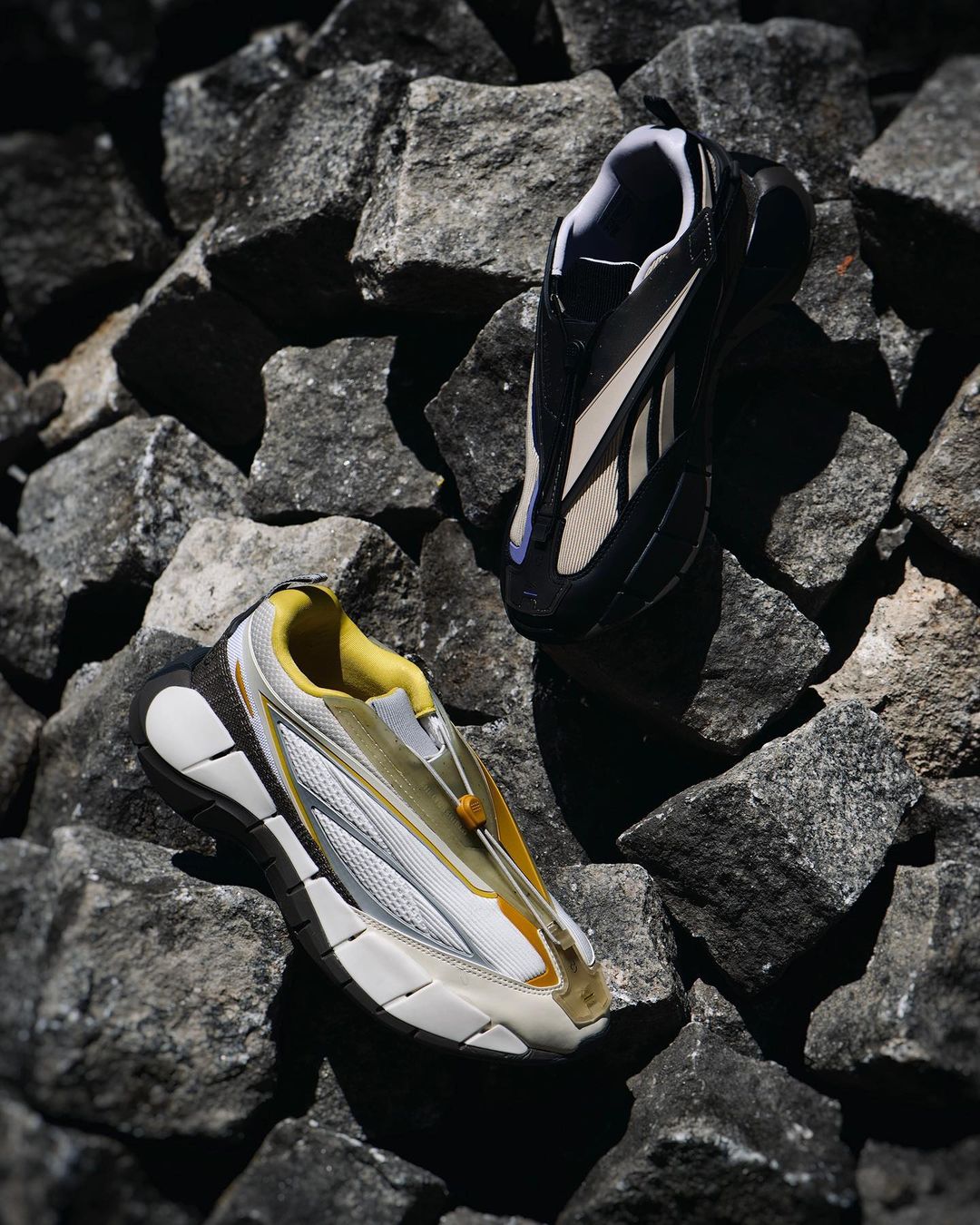 最近值得购买的好球鞋600左右,推荐一款球鞋价格适中