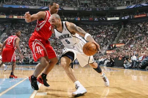 背身单打十大技巧,背身单打的各种技巧