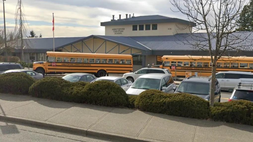 曝光！BC省某疫苗注射点重复使用注射器！第三针开打