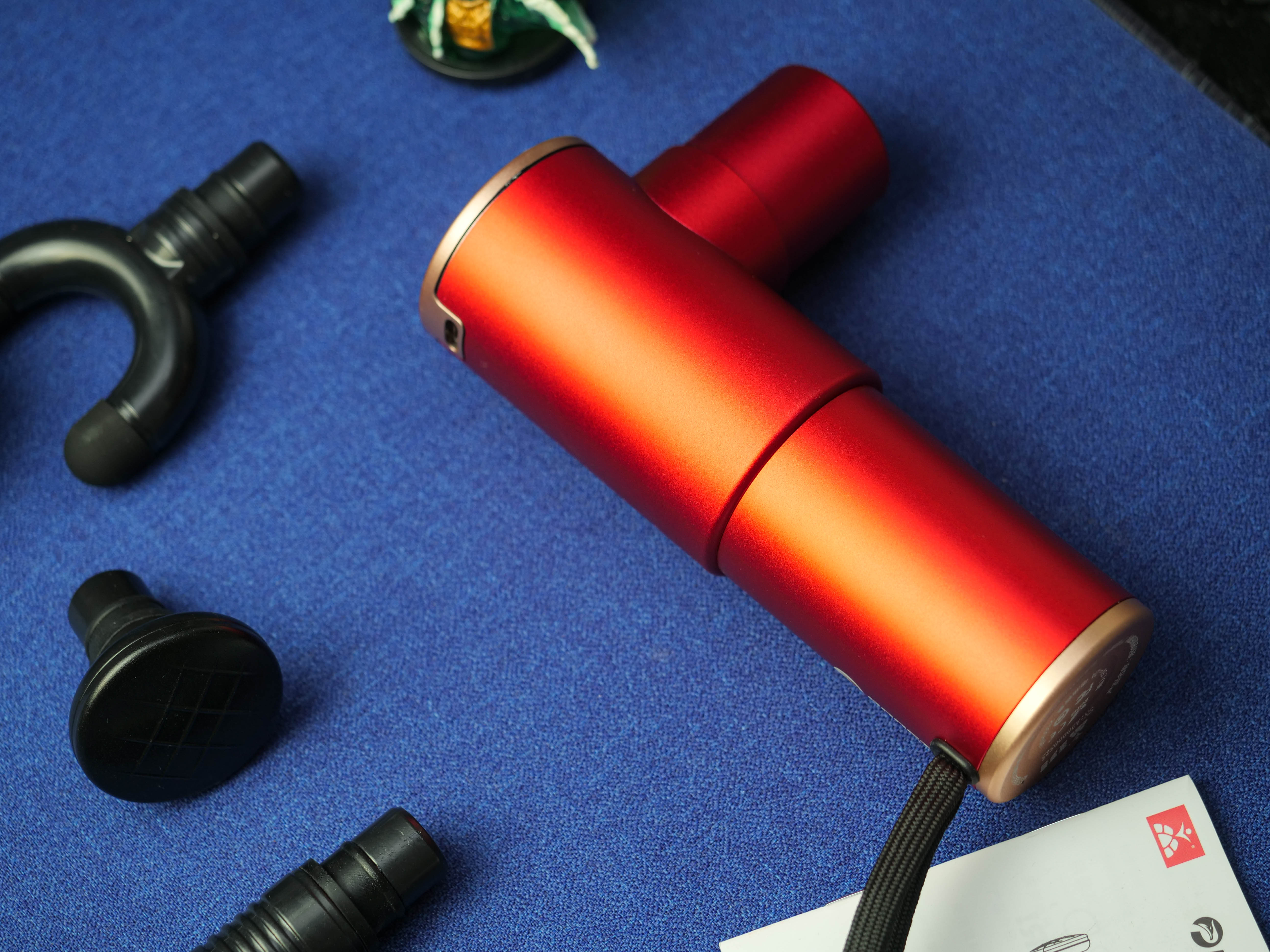 菠萝君mini2筋膜枪,菠萝君筋膜按摩枪视频