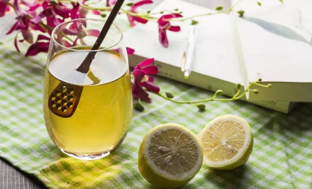 一桶蜂蜜，诉说温暖真意