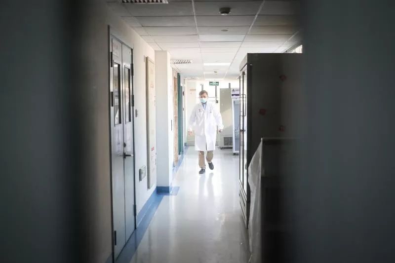 华山医院硬核主任视频,华山科室硬核主任