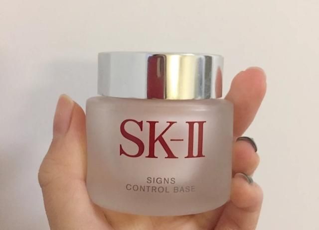 女生再懒每天也要涂防晒,兰芝隔离哪款最适合干皮