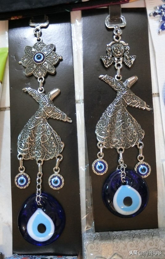 「土耳其」必买伴手礼（蓝眼睛、玫瑰精油、香料等……