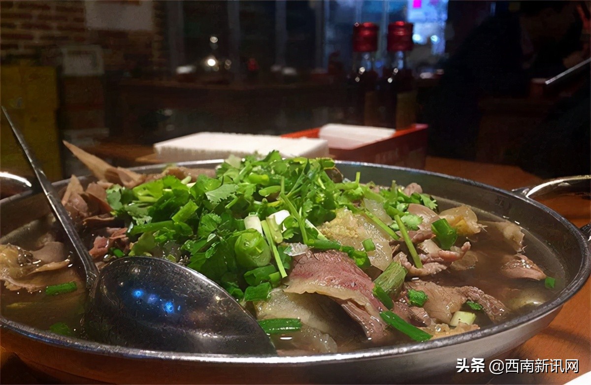 绵阳市游仙区亮仔翘脚牛肉馆——味特汤香，健康养生