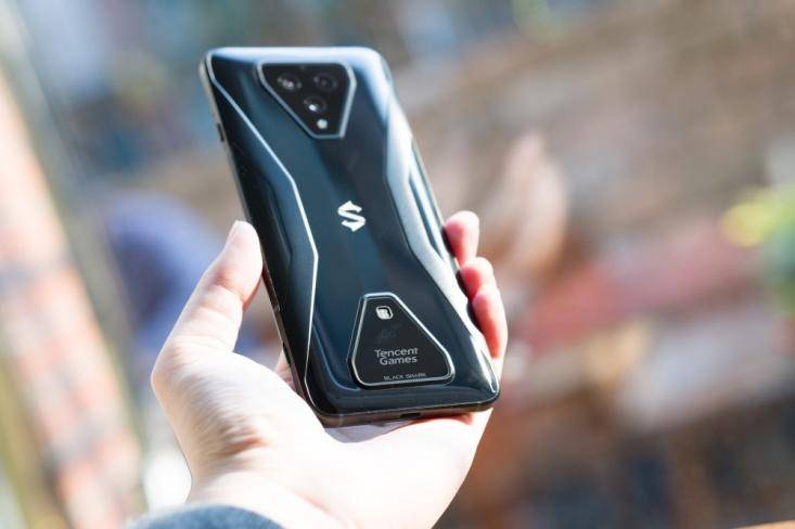 游戏手机黑鲨3是安卓系统吗,黑鲨3pro现在值得购买吗