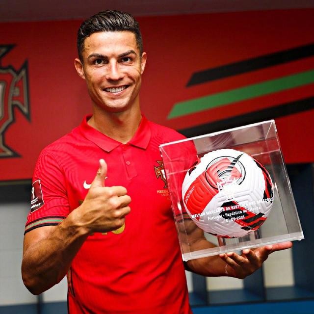 官媒评c罗,足协主席评价c罗