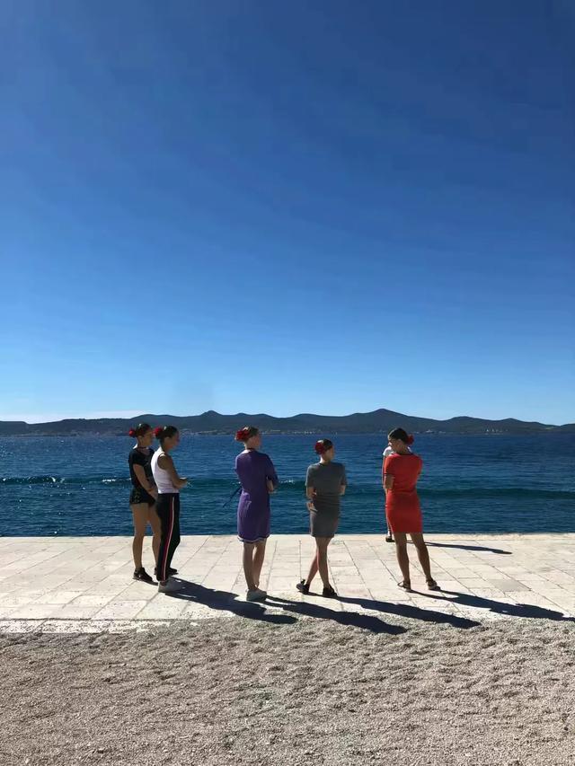 巴尔干半岛和阿尔巴尼亚,伯罗奔尼撒半岛和巴尔干半岛