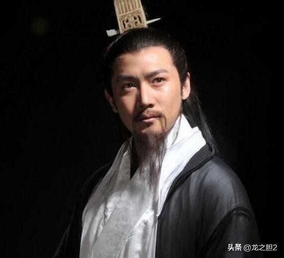 司马懿和诸葛亮是不是卧龙凤雏,卧龙诸葛亮凤雏庞统死在哪儿