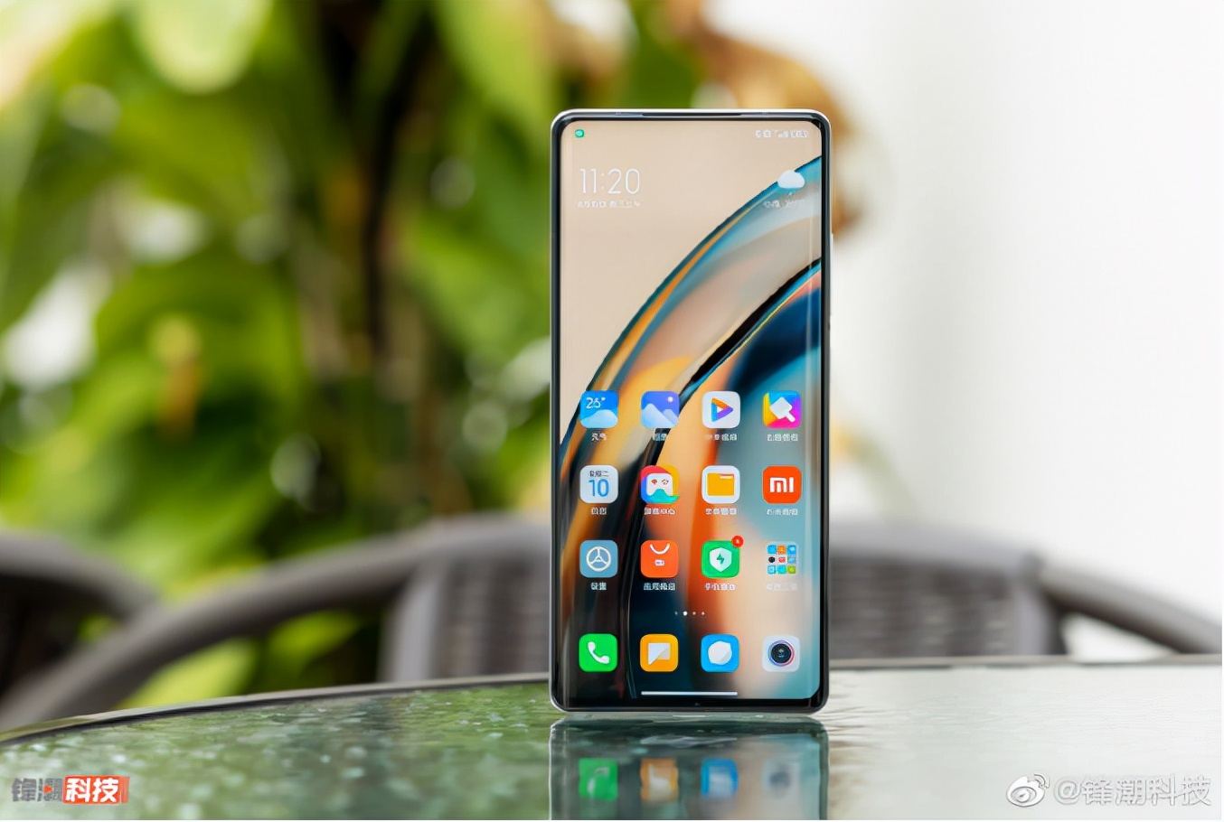 iqoo和荣耀手机对比谁更耐用,荣耀手机和iqoo手机哪款比较好