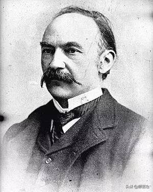 作家是启发善恶的使者,当世界少了文学必定少了信仰