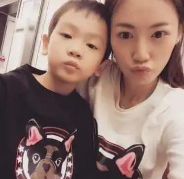 王子豪是不是王宝强亲生的,王子豪是王宝强的亲生儿子吗