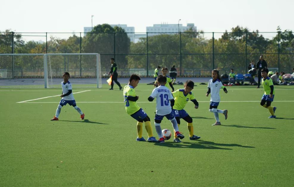 这场全市比赛开赛！华天队亮相