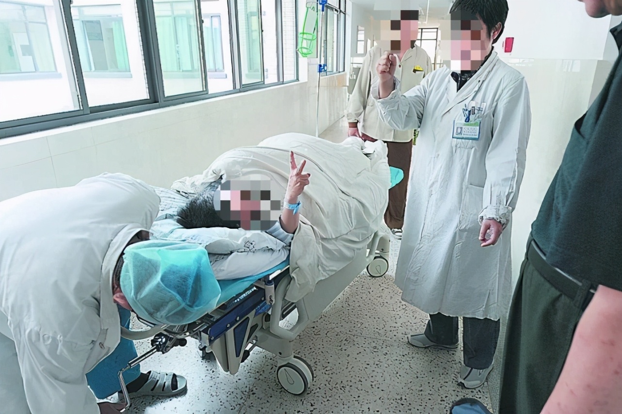 进产房前必备物品清单最新,待产进产房必带8件