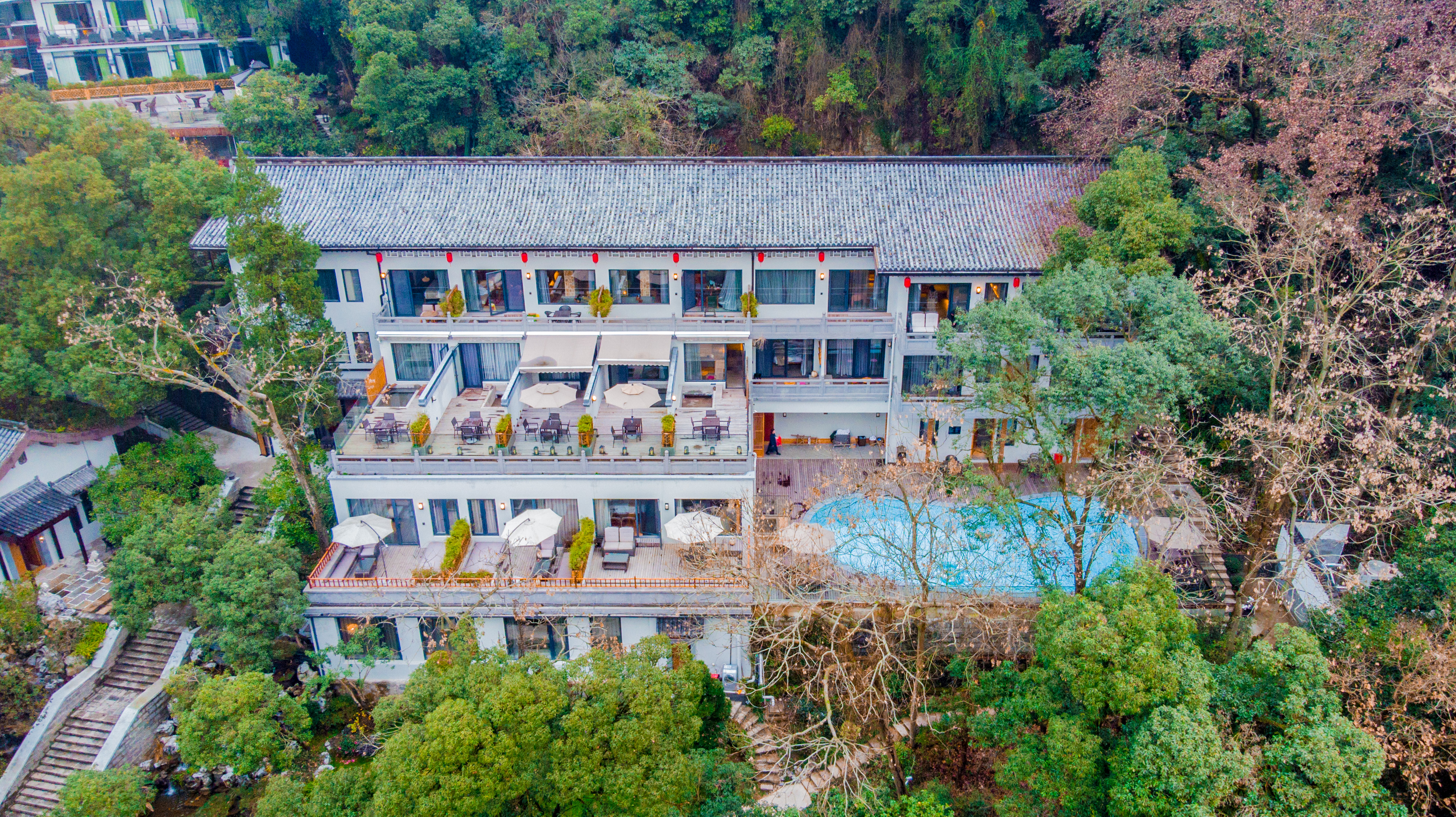 住进这三家西湖边的精致酒店，远离城市喧嚣感受自然之美