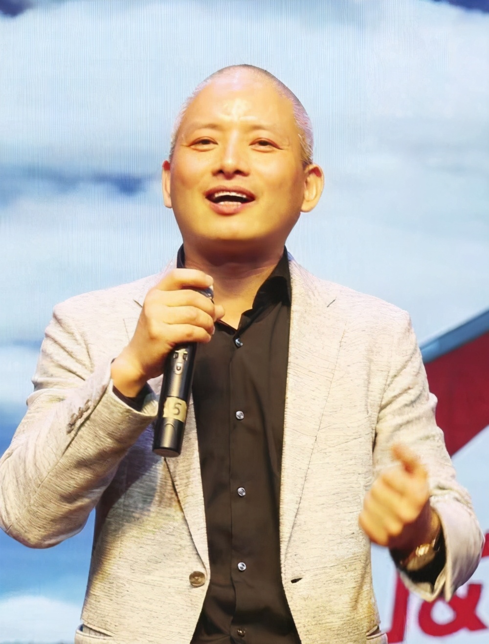 一天烧掉一个亿，快递界的“拼多多”还能走多远？|艾问人物