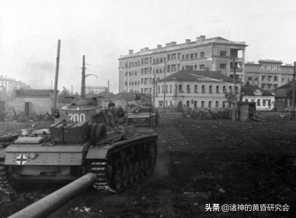 七月飞火-100张珍贵图片中的1942年沃罗涅日血战今与昔（上）