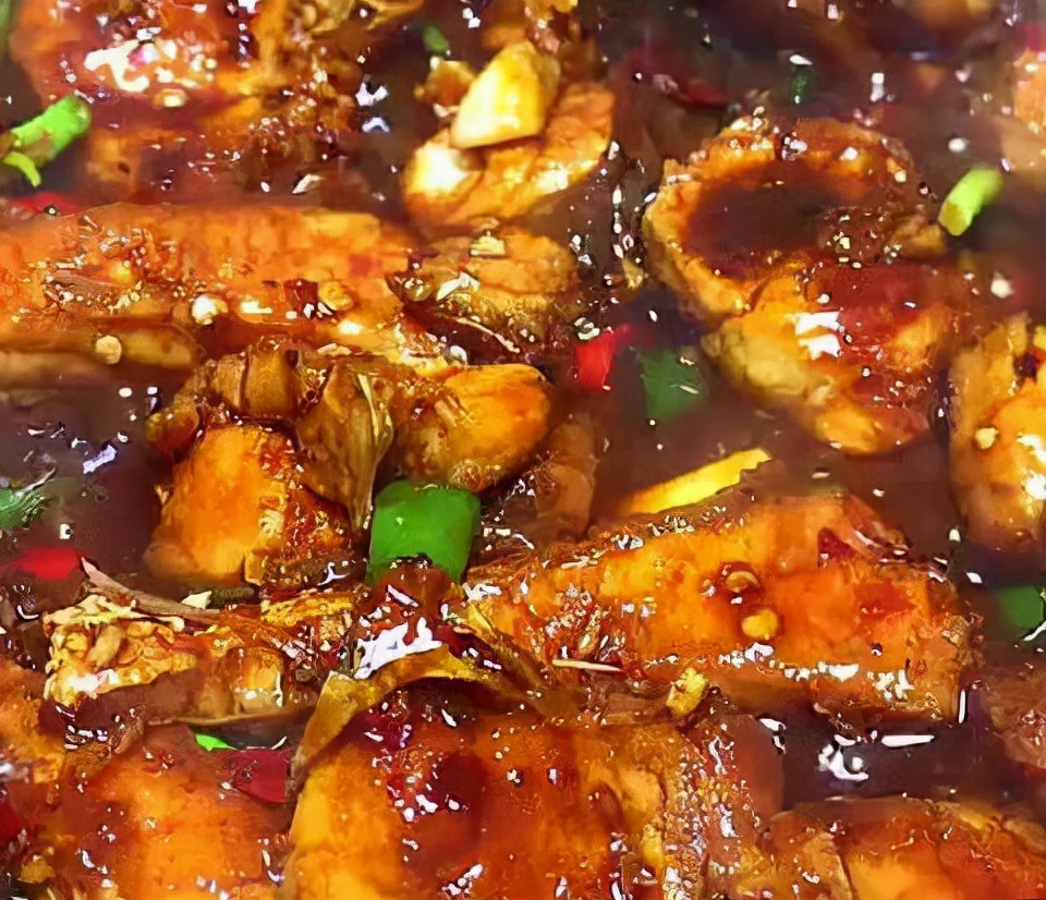 冬天果然还是适合炖鱼,冬天炖鱼的正确方法