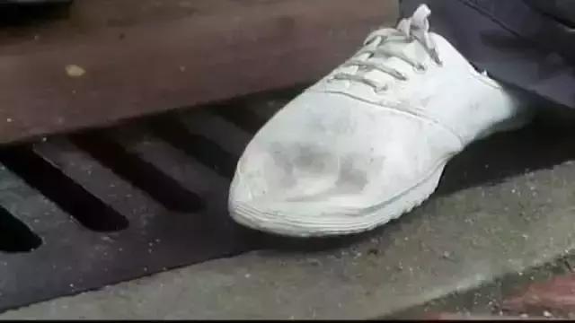 没有一丝丝防备说唱版,没有一丝丝防备下一句是什么