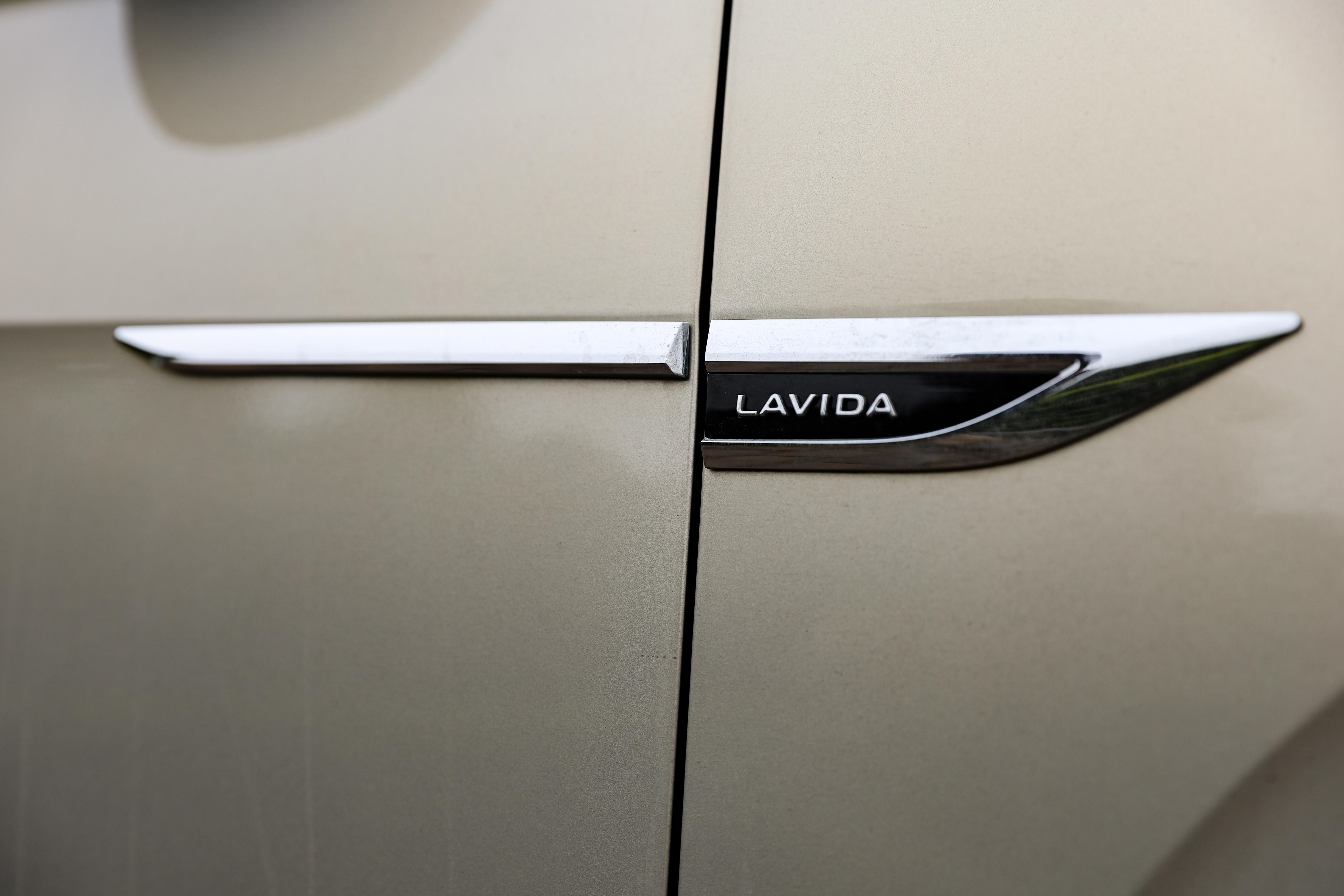 暑期全家出游哪里好,暑期出游季选择一辆好车相伴