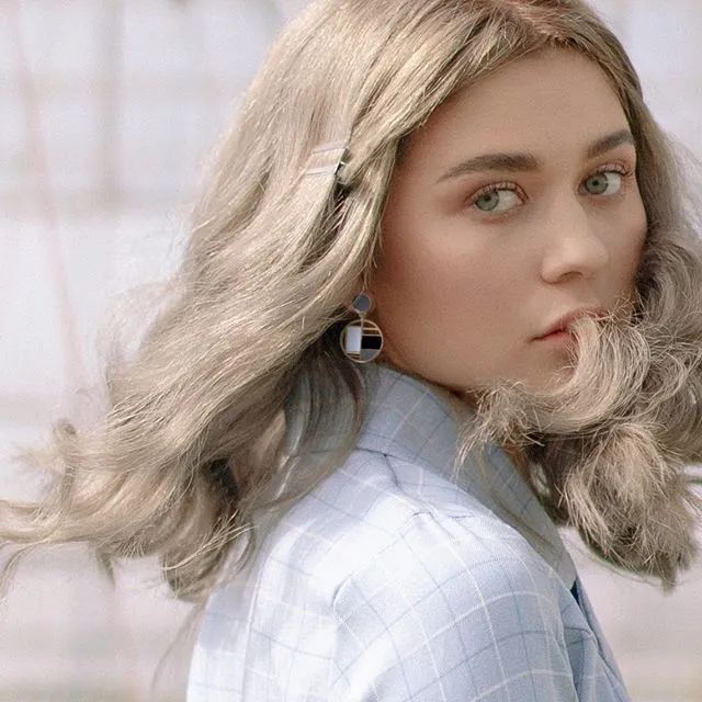 欧阳娜娜同款耳环怎么戴,欧阳娜娜耳环