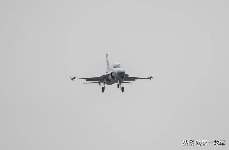 买完火箭炮后，东欧一国又看上中国造战机，5亿美元订单正在谈判