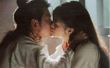 段誉和木婉清所中的*欢合**散，只有一种解药，因为太常见被金庸删除