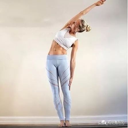 美体瑜伽在家练全套入门基础视频,50-60岁基础瑜伽入门教学视频