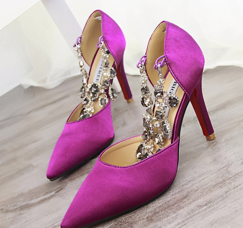 海外代购的商品真的便宜吗,海外代购黑幕真是让人震惊