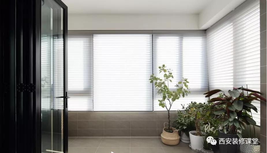 阳台窗帘怎么做？都有哪些形式？