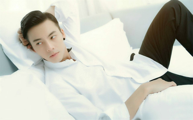 张艺兴的歌曲有哪些风格,张艺兴最新歌曲排行榜