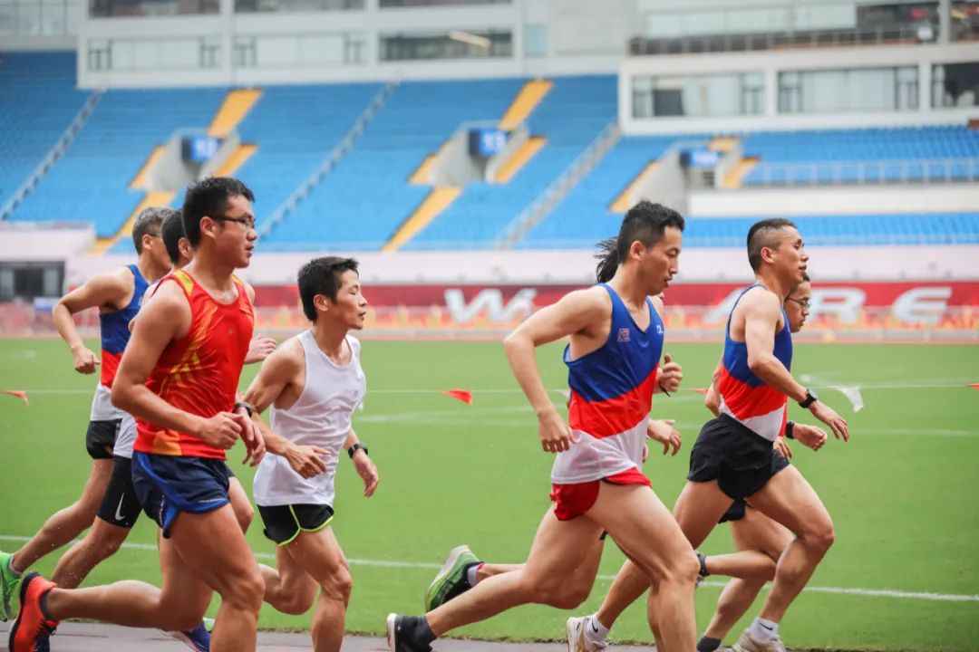 800米间歇跑休息时间,800米间歇跑对照表