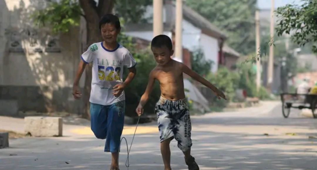 狗婆蛇是落水狗吗,狗婆蛇为啥不常见了