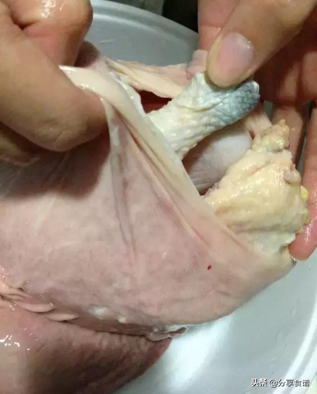 教你怎样做肚包鸡,肚包鸡烹饪法