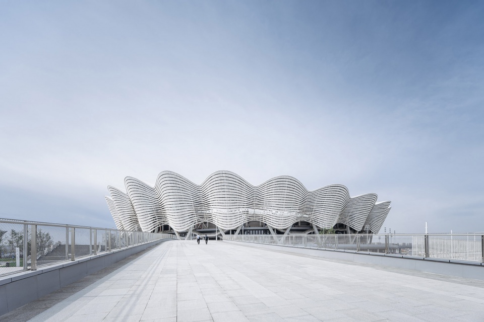 西安奥体中心运动场设计,西安奥体场馆规格